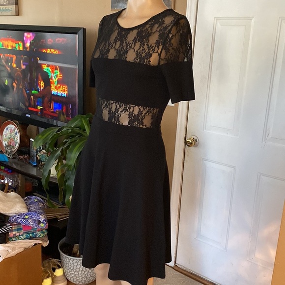 NWOT French Connection dress. G - Picture 3 of 8